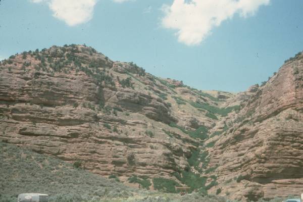 Canyonlands trip, rock hill.jpg 34.2K