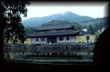 Temple2 near Ningbo, lake in front.jpg 4.2K