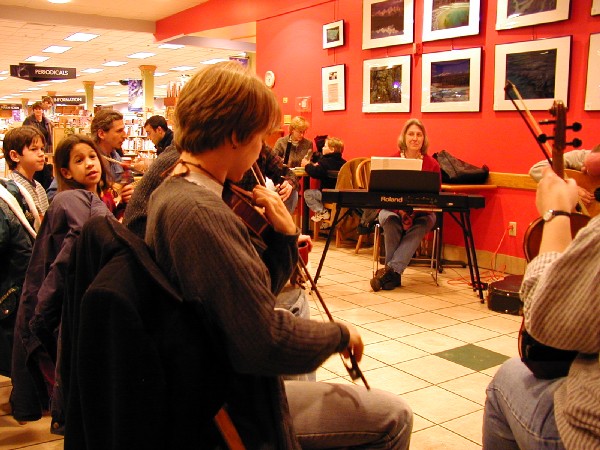 p1215509.jpg 88.1K