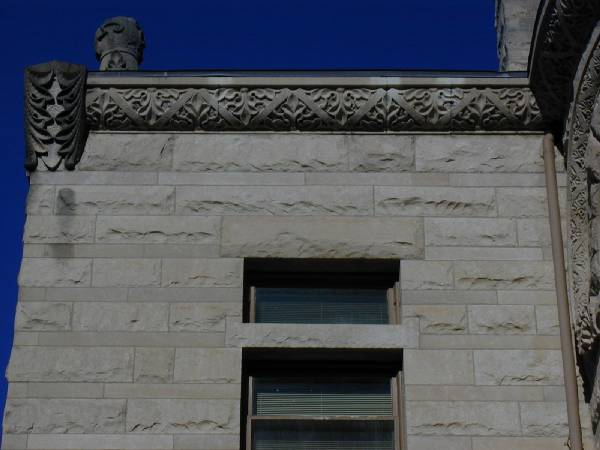 p5270587.jpg 32.4K