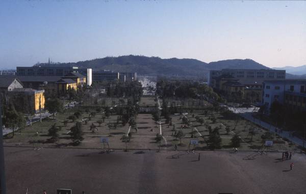 hz003HangDa002.jpg 20.7K