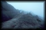 HuangShan, hiking, trail over saddleback.jpg 3.0K