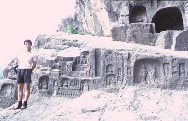 luoyang001.jpg 77.3K
