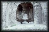 Headless buddha at Luoyang.jpg 4.7K