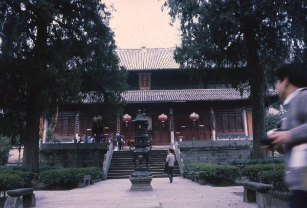 t'ien t'ai temple 03.jpg 38.4K
