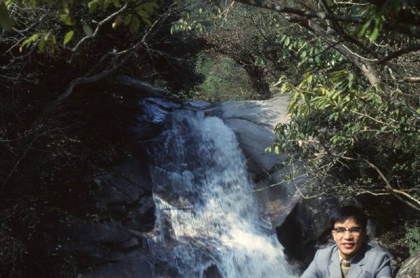 t'ien t'ai trip falls 001.jpg 40.6K
