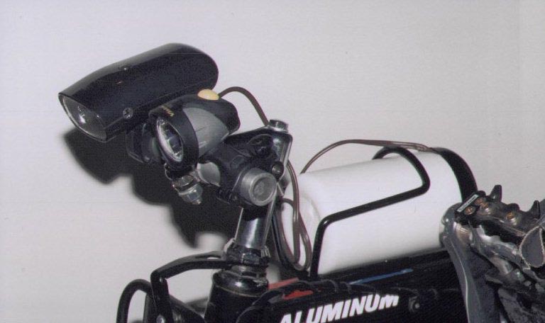 headlights_battery_pack.jpg 46.2K