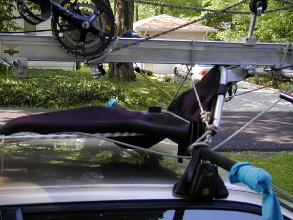 tandem on roof rack, detail.jpg 51.5K