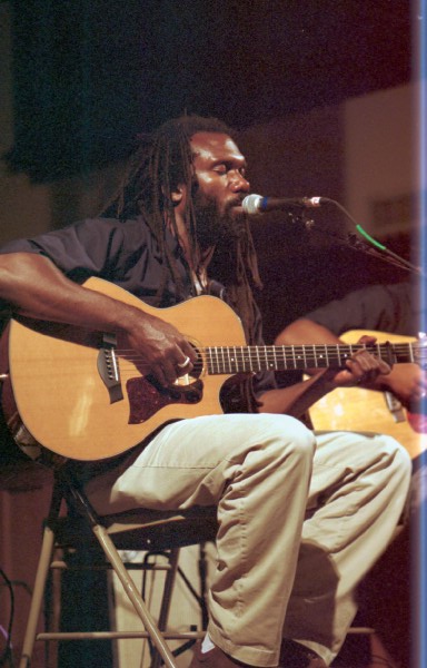 Corey Harris_03 092201.jpg 63.9K