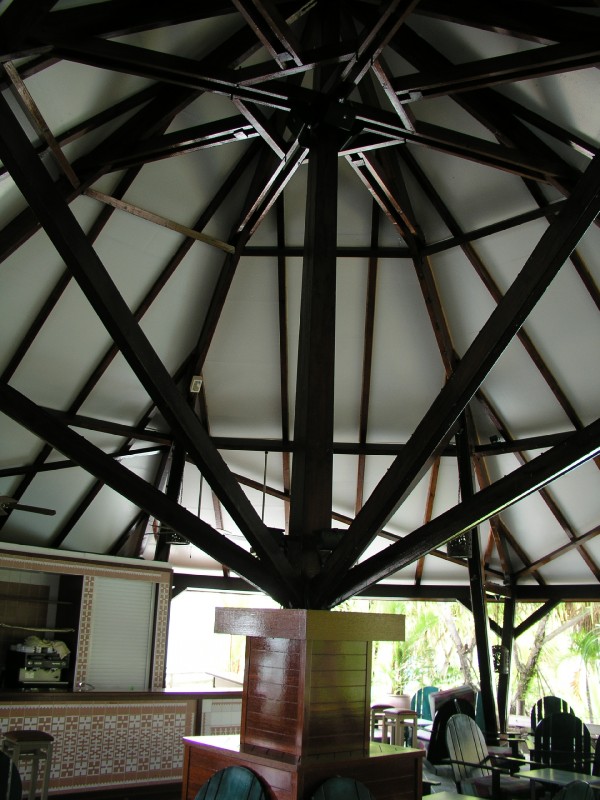 p7071970.jpg 130.1K